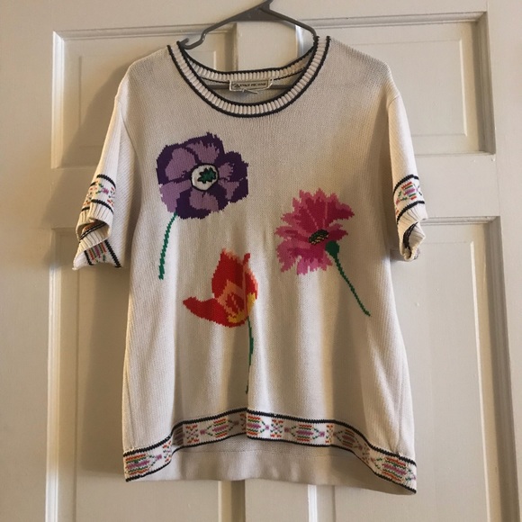 embroidered floral sweater - Picture 1 of 4